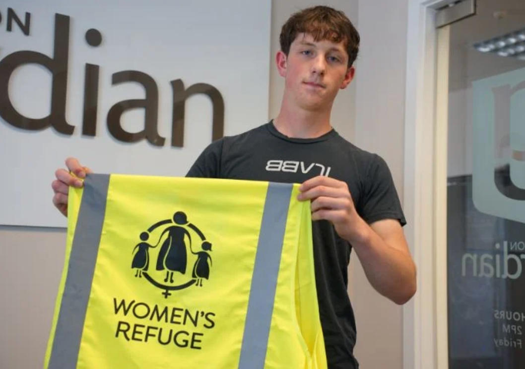 35144e03-8856-4c60-a758-b348013473f8-1440